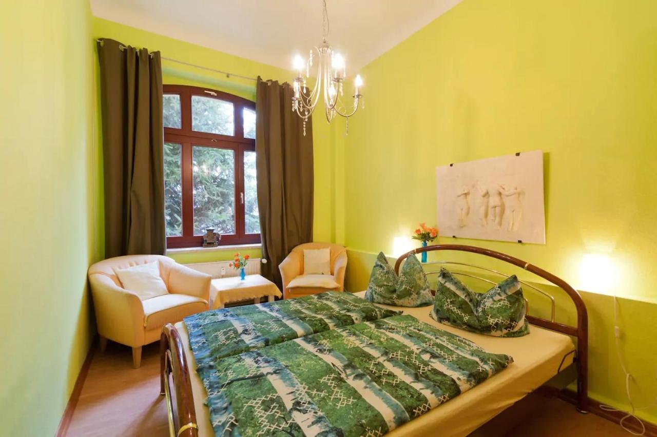 Grosse Ferienwohnung In Dresden-Lobtau Exterior photo