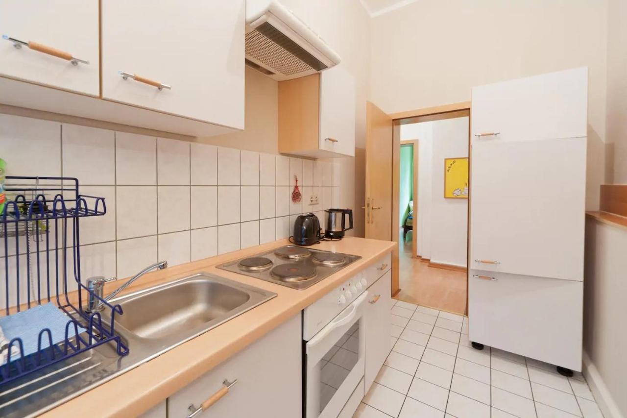 Grosse Ferienwohnung In Dresden-Lobtau Exterior photo